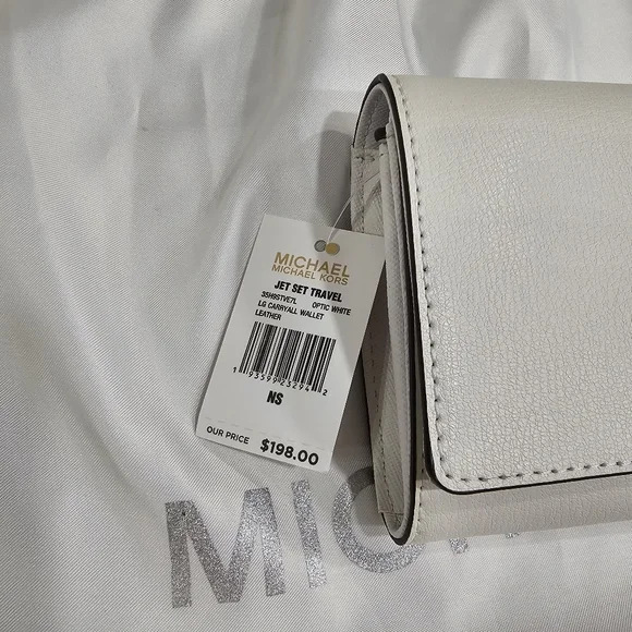 🤍NEW Bundle Michael Kors Eden MD Bucket Bag & Jet Set Travel Wallet Optic White - Picture 13 of 13